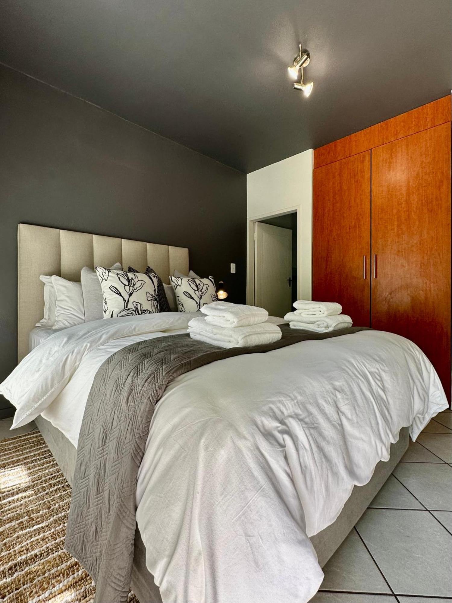 Pass-through Appartement Pretoria-Noord